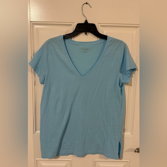 Lilly Pulitzer Tops - Lilly Pulitzer Women's Light Blue V-Neck Meredith Tee